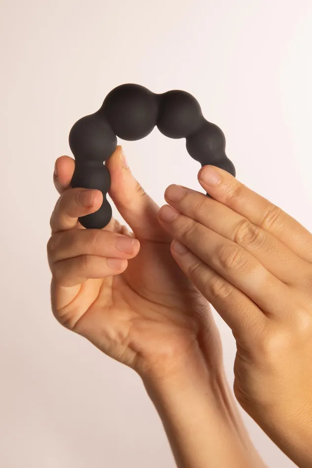 Female Sex Toys | Palline Anali con Anello in Silicone Nero - EDC