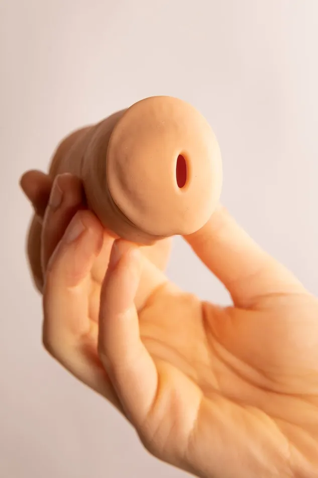 SCALA Vibrators | Packer Stand to Pee Ivory 5in