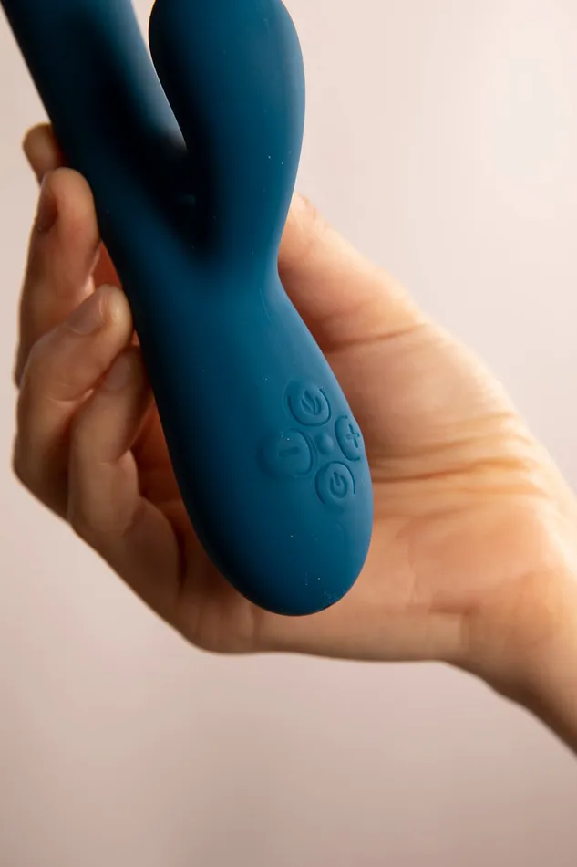 Vibrators | Inya Luv Bunny Vibratore Rabbit Blu - TONGA