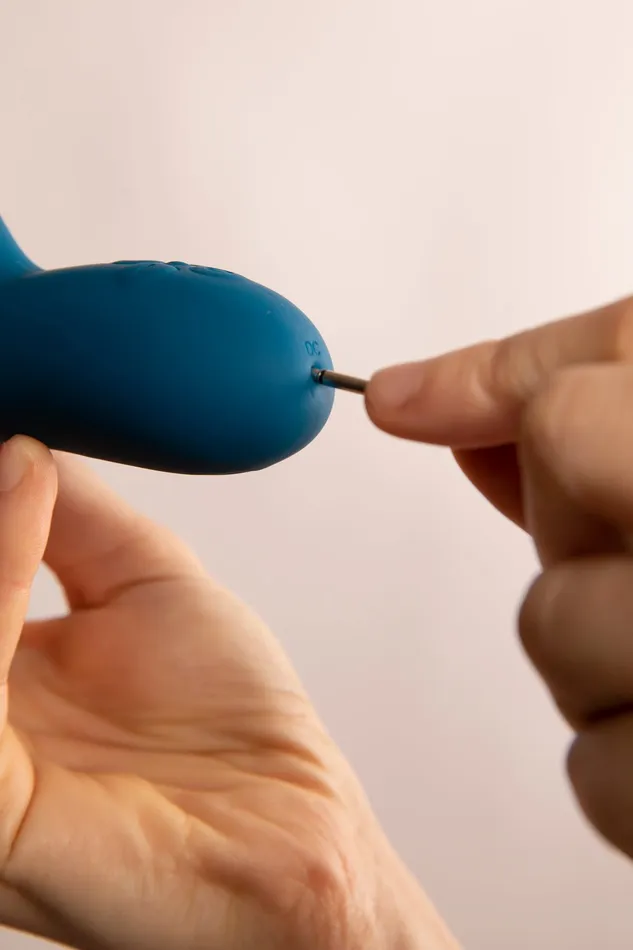Vibrators | Inya Luv Bunny Vibratore Rabbit Blu - TONGA